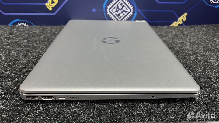 HP 15S-9y050/au 15.6