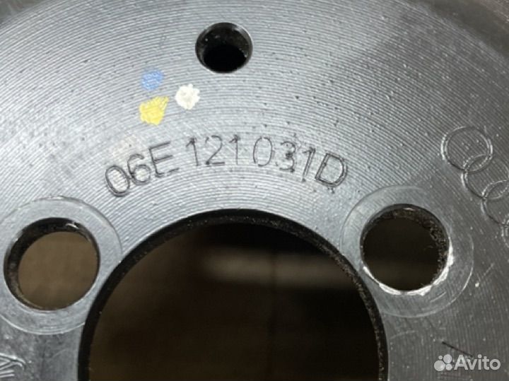 Шкив помпы audi 06E121031D