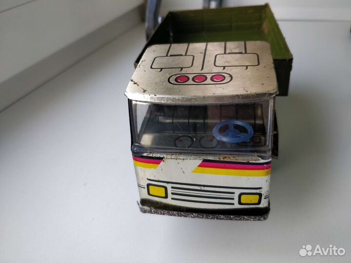 Игрушка грузовик