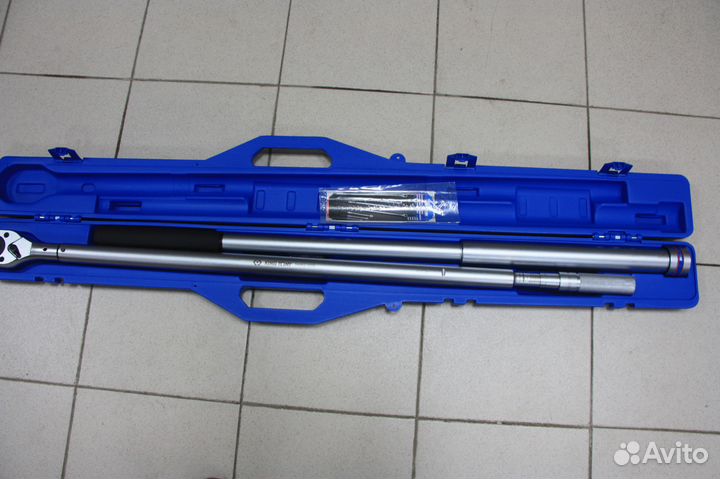 Динамометрический ключ 300-1500 Нм - торг