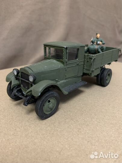 Модель грузовика 1:35