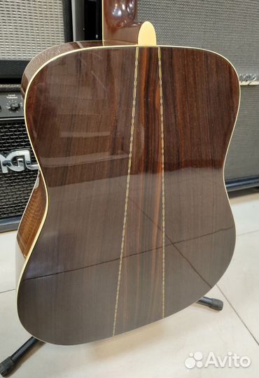 Акустическая гитара, Япония Yamaha FG-401B