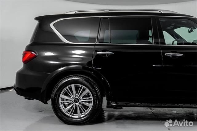 Infiniti QX80 5.6 AT, 2023, 300 км