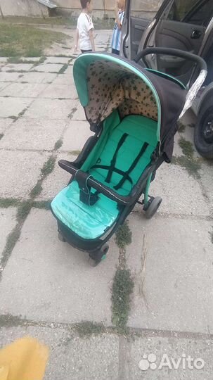 Прогулочная коляска