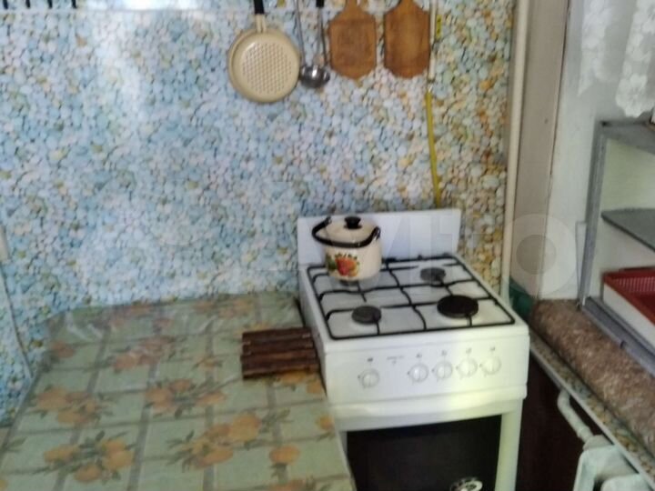 Дом 30 м² на участке 8 сот.