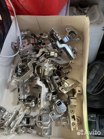 Петли мебельные