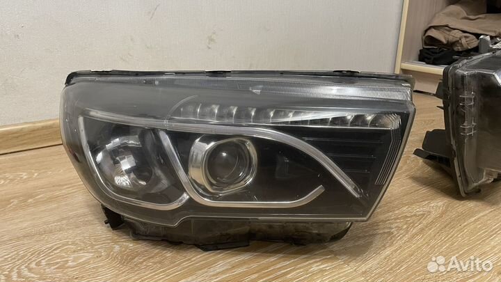 Фары на LADA vesta