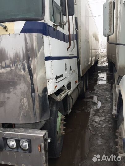 International 9800 с полуприцепом, 1998