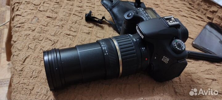 Фотоаппарат canon eos 60d с двумя объективами