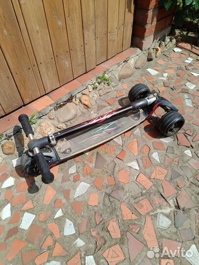 Самокат Micro Kickboard Monster