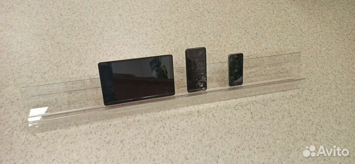 Подставка под телефоны