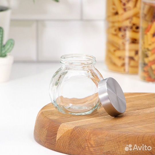 Баночка стеклянная для специй с металлической крыш