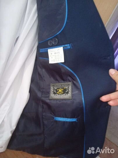 Костюм школьный