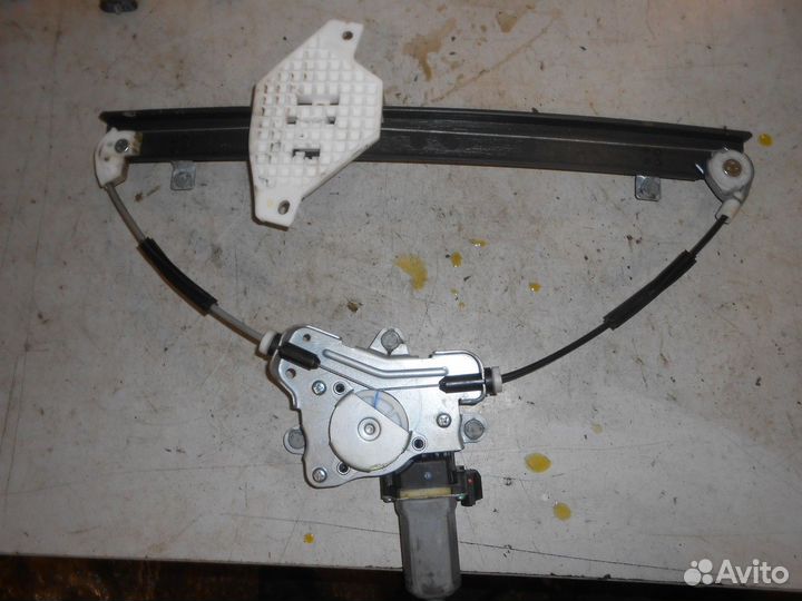 Стеклоподъемник электрический передний правый