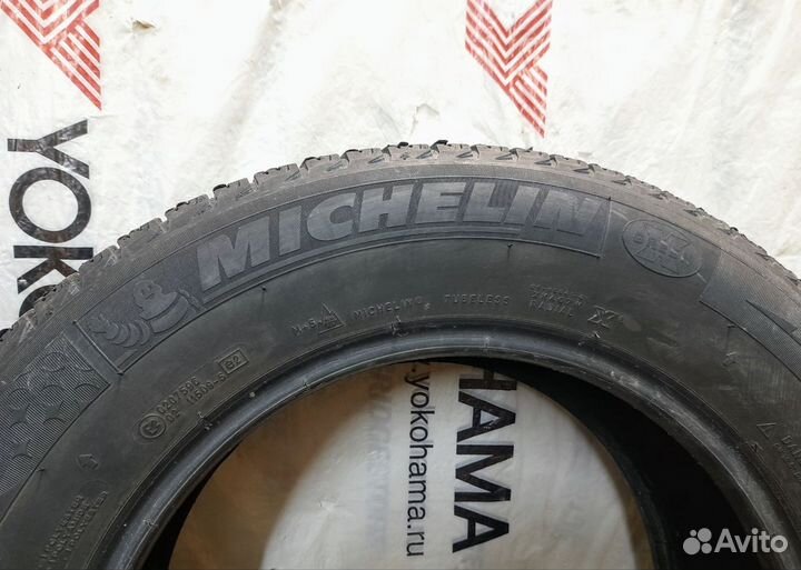 Michelin X-Ice XI3 215/65 R16