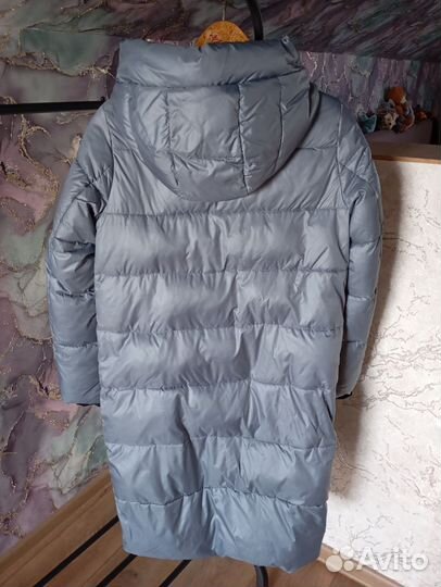 Пуховик женский 42 44
