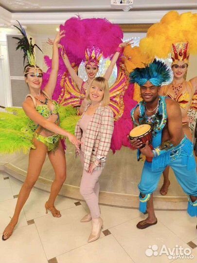 Ведущая (тамада) на юбилей, свадьбу, корпоратив