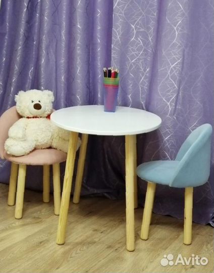 Детский стол и стул