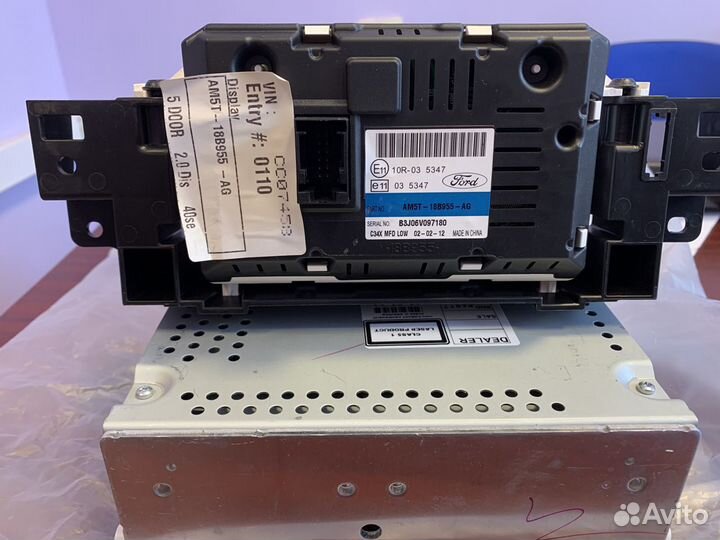 AM5T18K811AD FordFocus III Блок кнопок+дисплей+маг