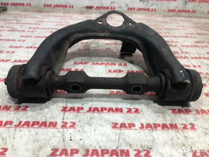 Рычаг подвески верхний передний правый Mitsubishi