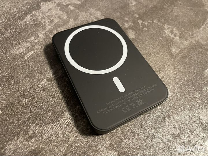 Беспроводная зарядка magsafe