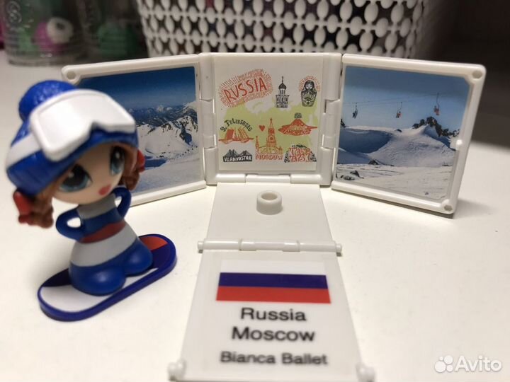 Фигурка в виде подарка