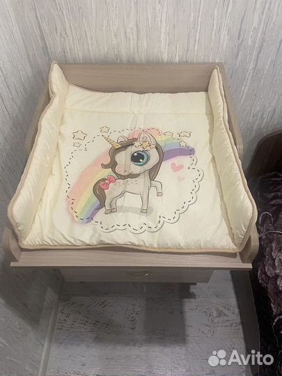 Комд с пелинальным столиком