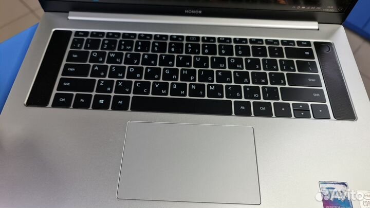 Honor MagicBook Pro 16 i5 16gb 512gb MX350 2gb