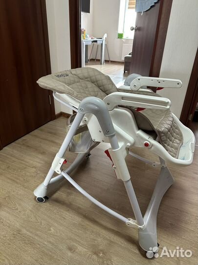 Стульчик для кормления babyton