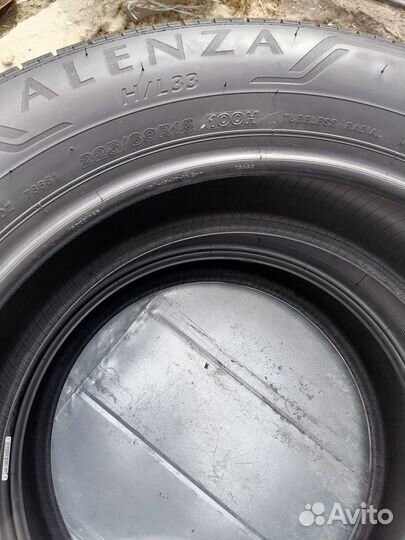 Bridgestone Alenza H/L 33 225/60 R18