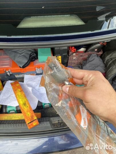 Рулевая тяга левая и правая polo седан