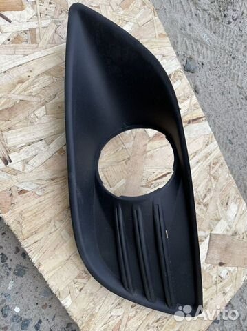 Заглушка в бампер на ford focus 2 правая
