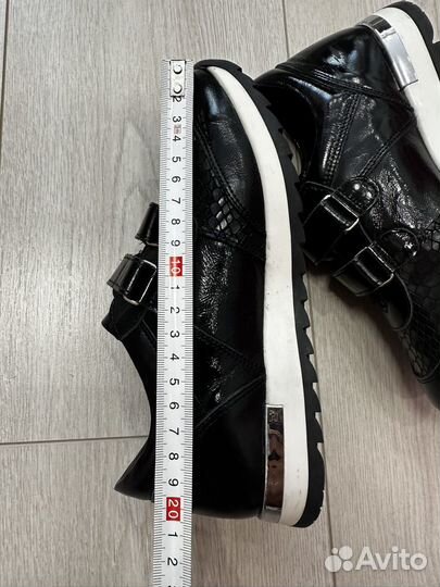 Ботинки-кроссовки для девочки 34 размер