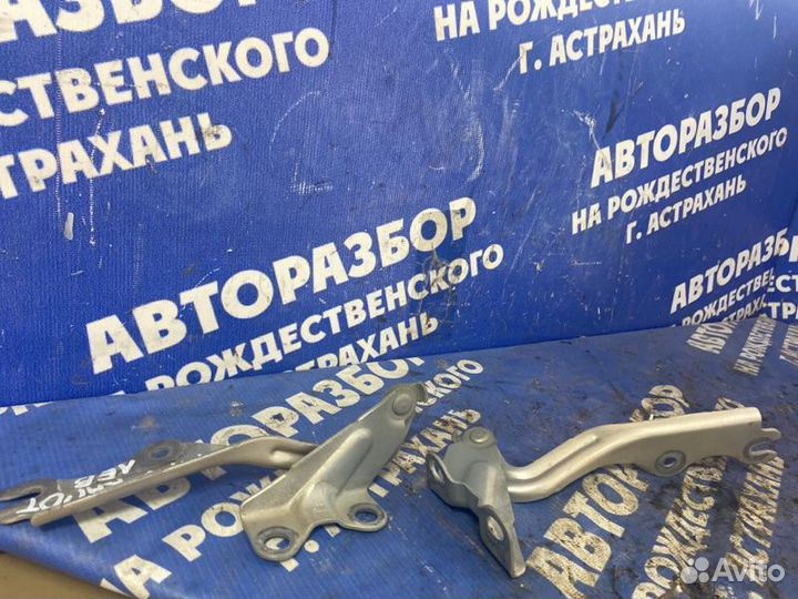 Петли капота. Mazda Mpv минивен GY-DE 2001