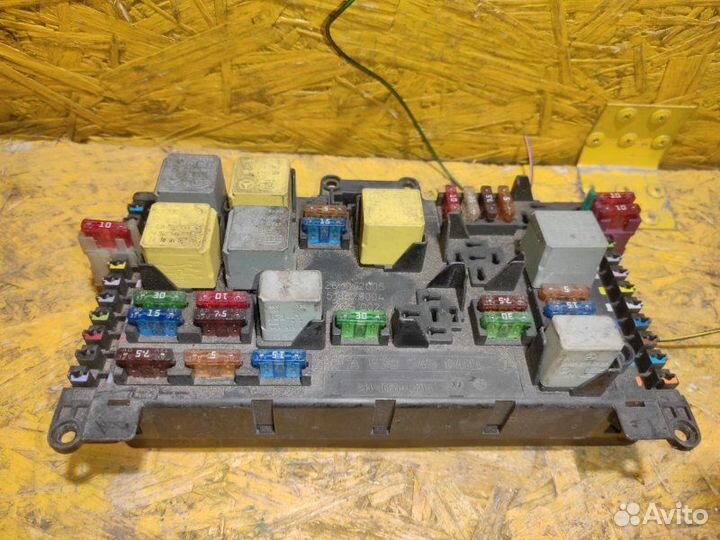 Блок предохранителей Mercedes Viano W639 OM 646