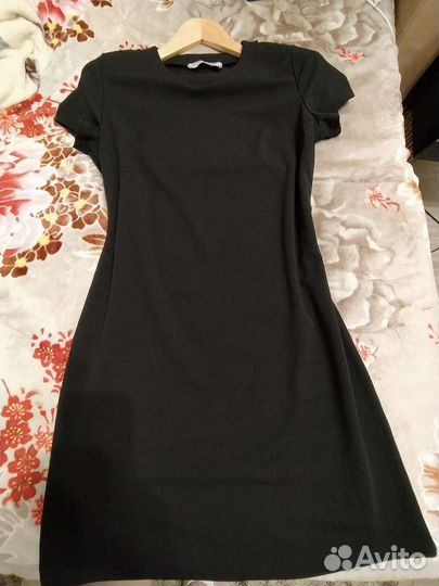 Платье чёрное размер S