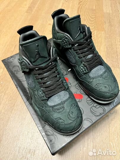 Кроссовки Nike air jordan 4 retro Kaws