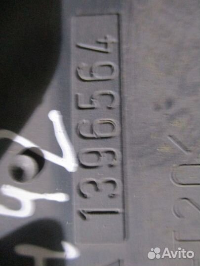 Накладка над дверью правая Scania 1396564