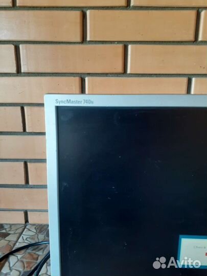 Монитор Samsung