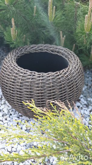 Кашпо для цветов