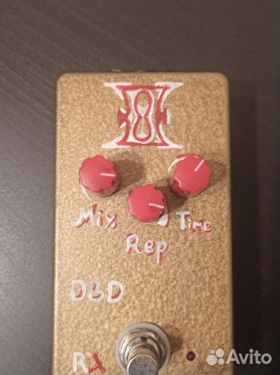 Гитарная педаль delay