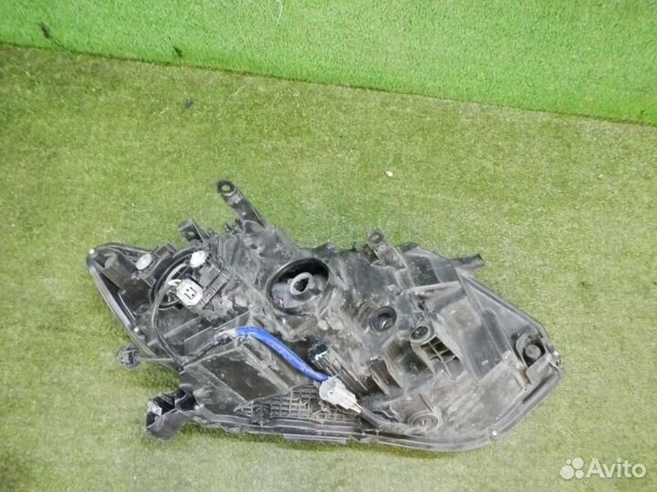 Фара левая Nissan X-Trail