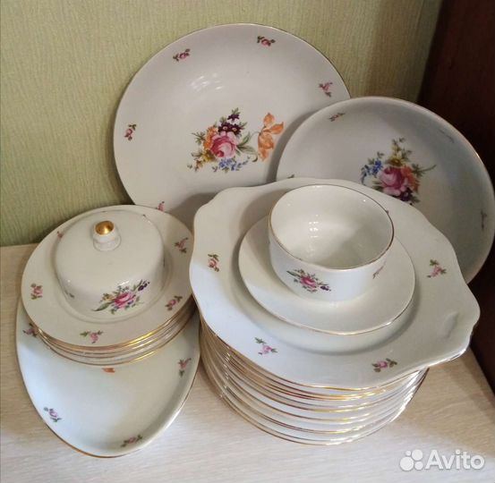 Предметы из сервиза 