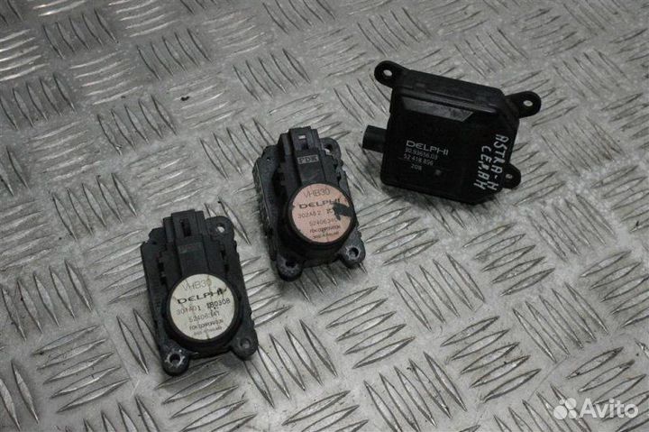 Моторчик заслонки печки Opel Astra H 1.8 Z18XER