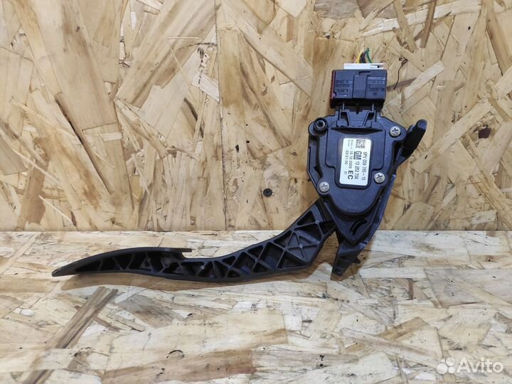 Педаль газа Chevrolet Cruze, Astra J