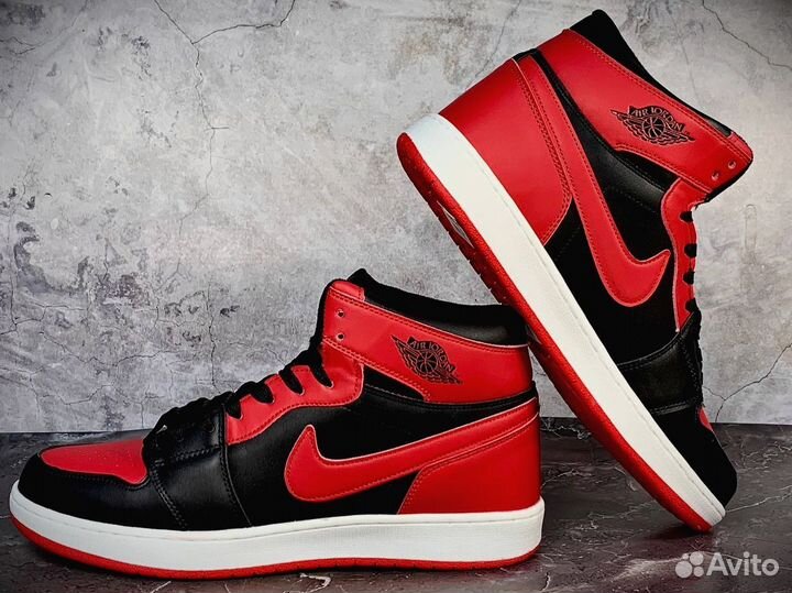 Кроссовки Nike Air Jordan 1 mid