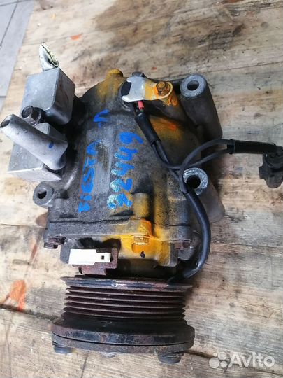 Компрессор кондиционера Ford Fiesta 2 1.6