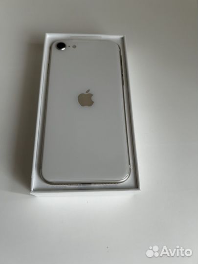 iPhone SE (2022), 128 ГБ