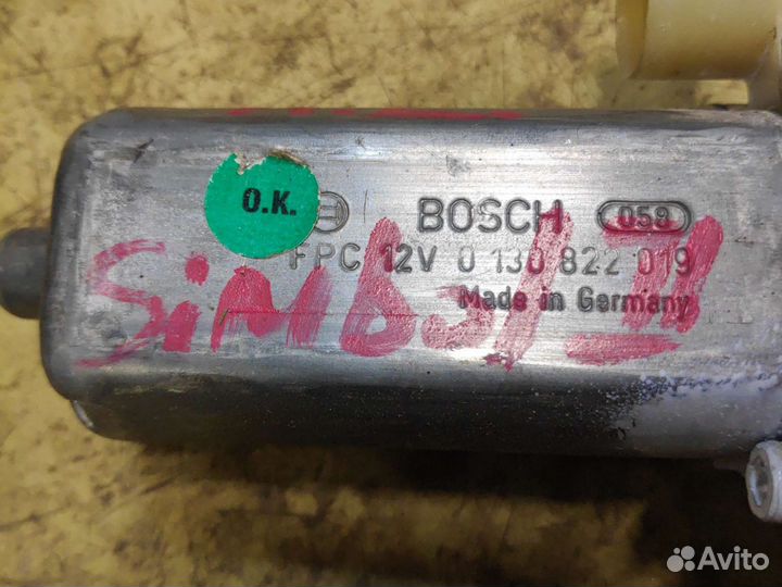 Стеклоподъемник левый Рено Симбол2 8200169093