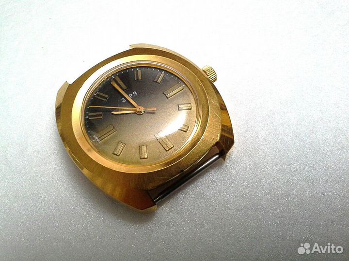 Часы Заря СССР. Ночь в Пустыне. Au10